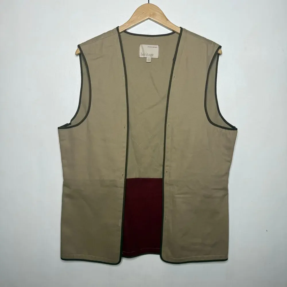 Banana Republic lovely khaki